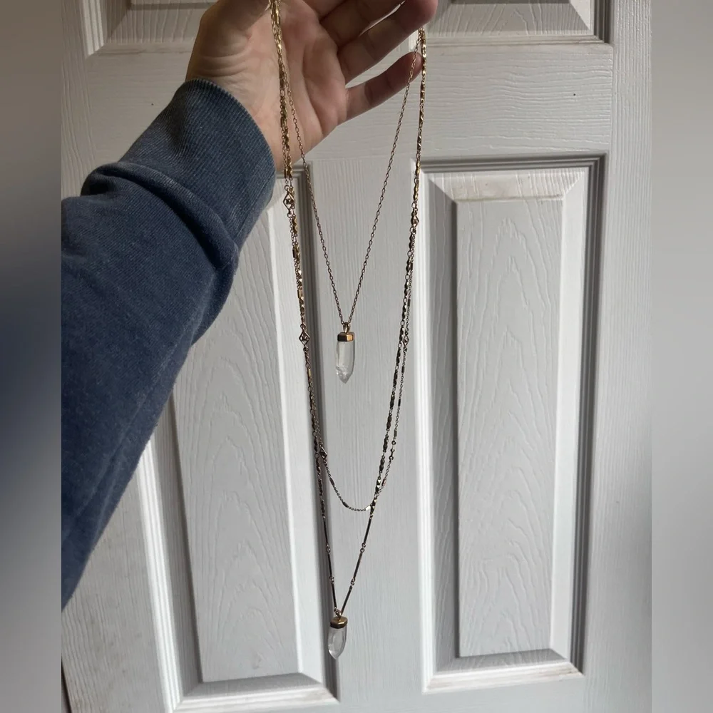 Stella & Dot Gold Necklace with Clear Pendant - Picture 7 of 14